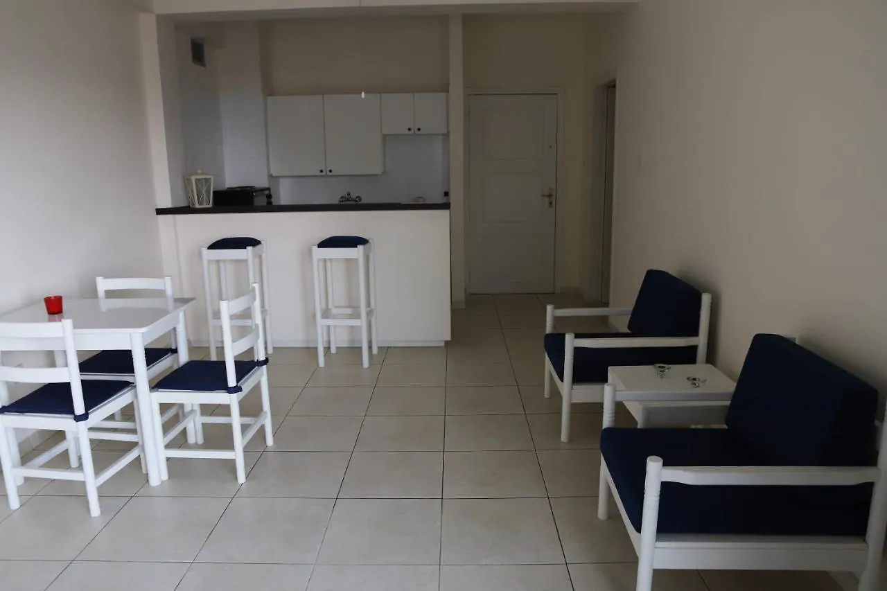Larnaca Center Apartments 0*,